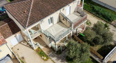 Charming Townhouse with Garden and Terraces in the Heart of Souillac