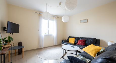 Charming Townhouse with Garden and Terraces in the Heart of Souillac