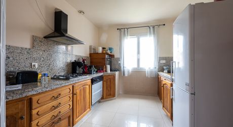 Charming Townhouse with Garden and Terraces in the Heart of Souillac