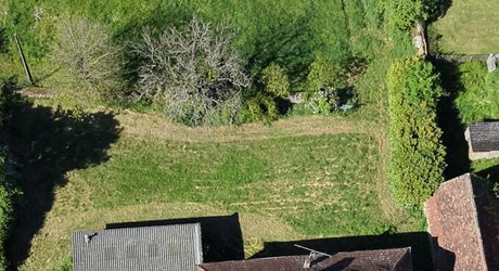 Authentique propriété quercynoise avec pigeonnier, granges en pierre et vues panoramiques près de Payrac.