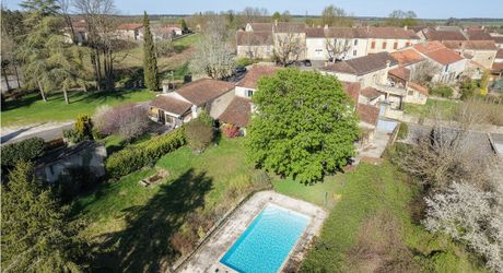 Cazals – Ensemble de caractère en pierre avec piscine, 5 chambres et grand potentiel au cœur du village
