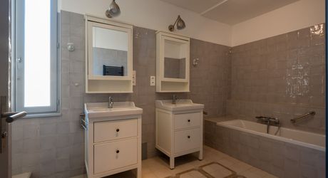 Cazals – Ensemble de caractère en pierre avec piscine, 5 chambres et grand potentiel au cœur du village
