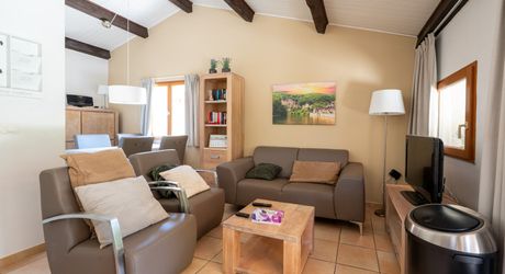 Belle opportunité : maison 2 chambres, jardin et terrasse couverte, idéale pied-à-terre ou location saisonnière