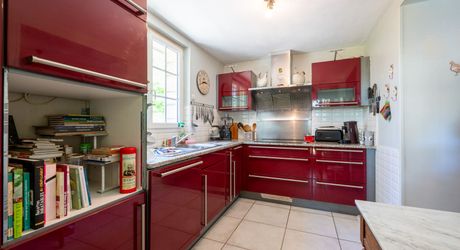 Sarlat – Grande maison familiale de 7 chambres avec piscine sur 1 930 m² de jardin clos