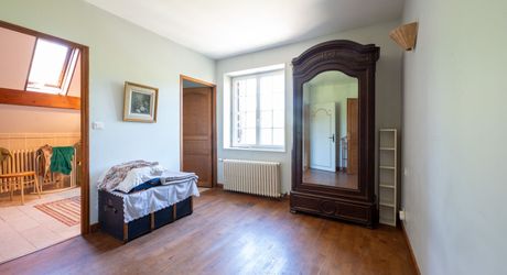 Sarlat – Grande maison familiale de 7 chambres avec piscine sur 1 930 m² de jardin clos