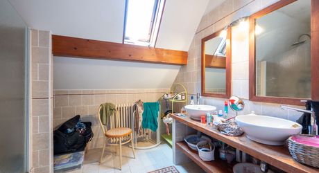 Sarlat – Grande maison familiale de 7 chambres avec piscine sur 1 930 m² de jardin clos
