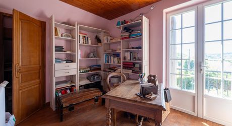 Sarlat – Grande maison familiale de 7 chambres avec piscine sur 1 930 m² de jardin clos