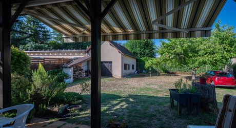 Souillac Town Centre – Town House in Excellent Condition with Garden, Garage and Self-Contained Apartment.
