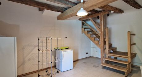 SUPERBLY LOCATED, AN 18TH CENTURY BEAUTIFUL DOMAIN OF 200SQM MAIN HOUSE, FARM HOUSE TO BE RESTORED, 2 LARGE BARNS, SWIMMING POOL, ON 28 GLORIOUS ARCES.  DEP0243