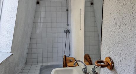 Périgord Noir, bourg très touristique, Murs et Fonds de commerce 