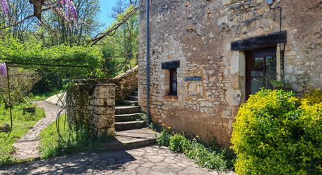 Ancienne maison de forgeron de 275m² et ses dépendances au calme sur 3600m² de terrain