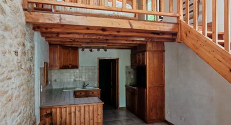 Ancienne maison de forgeron de 275m² et ses dépendances au calme sur 3600m² de terrain
