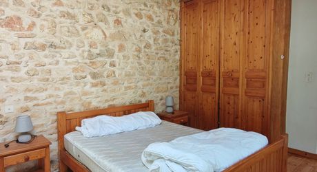 Ancienne maison de forgeron de 275m² et ses dépendances au calme sur 3600m² de terrain
