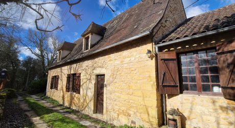 Charmante maison ancienne au cœur du Périgord Noir
