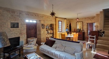 Charmante maison ancienne au cœur du Périgord Noir