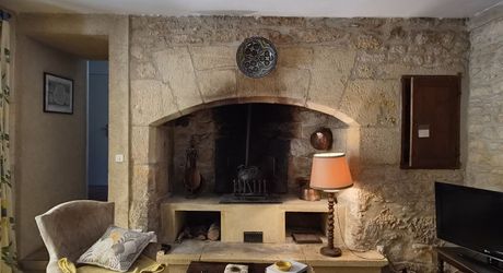 Charmante maison ancienne au cœur du Périgord Noir