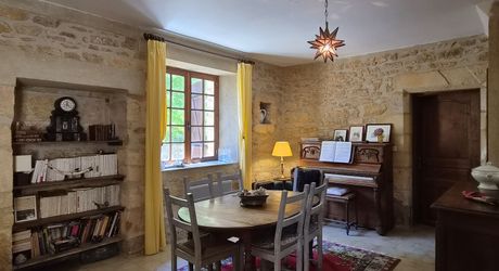 Charmante maison ancienne au cœur du Périgord Noir