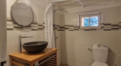 Exclsivité Label Pierres - Jolie maison périgourdine au calme avec son petit étang