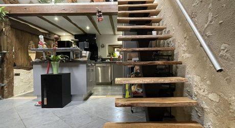  Une grange de caractère rénovée, non loin d'un cours d'eau