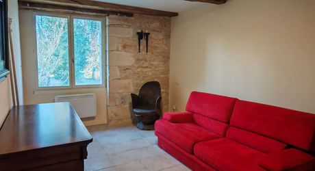  Une grange de caractère rénovée, non loin d'un cours d'eau