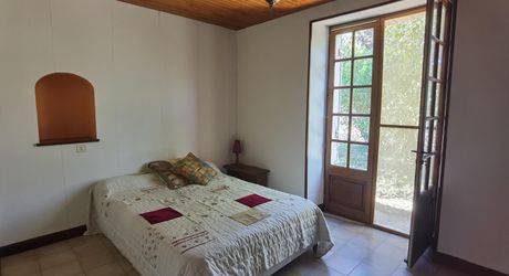Old stone farmhouse with its garden and 2 hectares of land