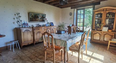 Old stone farmhouse with its garden and 2 hectares of land