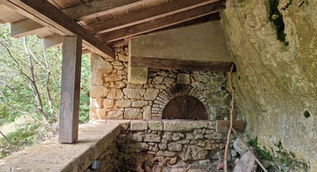 Situation privilégiée pour cette propriété avec vue sur la Vallée de la Vézère