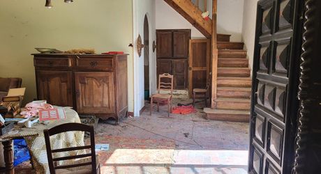 Maison de village à restaurer dans la vallée de la Vézère