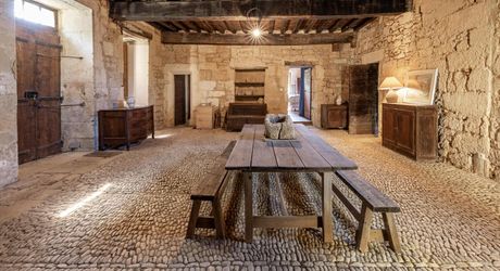 Propriété de caractère du XVe - XVIe siècle – Vue dominante et 11 hectares de nature préservée