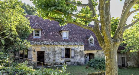 Propriété de caractère du XVe - XVIe siècle – Vue dominante et 11 hectares de nature préservée