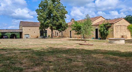 Magnifique propriété d'exception entre Périgueux et Bergerac