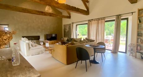 Magnifique propriété d'exception entre Périgueux et Bergerac