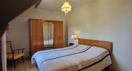 Les Eyzies - Maison périgourdine avec maison d'amis, piscine, garages et joli parc