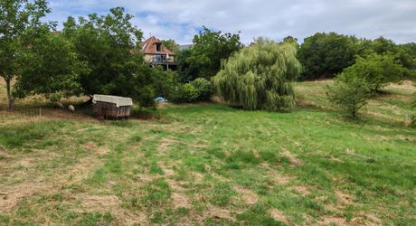 Hautefort - Maison périgourdine avec belle vue sur 3000m² de terrain