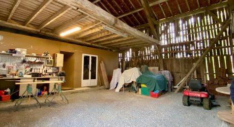  Maison d'Exception à 10 min de Périgueux : 123 m² de Charme, piscine et séchoir à tabac sur une parcelle de 3323m²