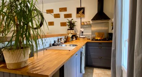  Maison d'Exception à 10 min de Périgueux : 123 m² de Charme, piscine et séchoir à tabac sur une parcelle de 3323m²