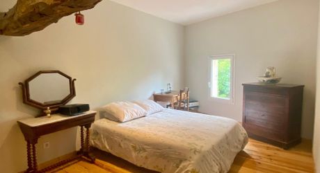 Maison Girondine en pierre 220 m² - 5 Chambres - Jardin 900 m² - Dépendance 150 m² - 20 min de Bordeaux de gare à gare.