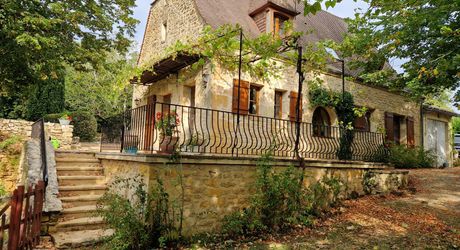 Les Eyzies - Maison périgourdine de 5 chambres et piscine avec vue sur la Vallée