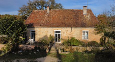 Excideuil - Maison bourgeoise et dépendances sur 3,6 hectares avec vue dégagée