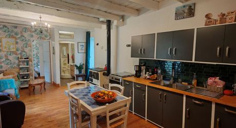 Excideuil - Maison bourgeoise et dépendances sur 3,6 hectares avec vue dégagée