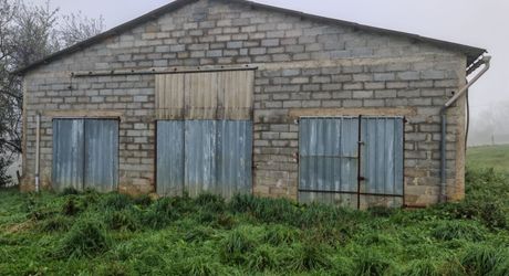 Excideuil - Maison bourgeoise et dépendances sur 3,6 hectares avec vue dégagée