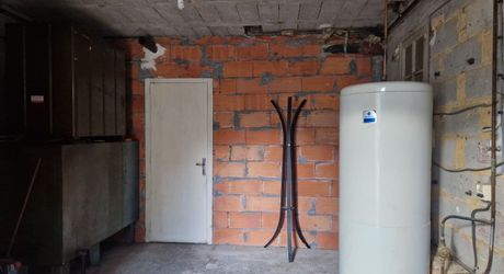 Exclusivité Label Pierres - Maison de ville aux Eyzies avec 3 chambres, appartement indépendant et garage.