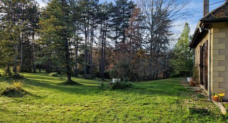 Exclusivité Label Pierres - Maison périgourdine à vendre de 170m² habitables sur son terrain de 4400m² constructible et vue dégagée