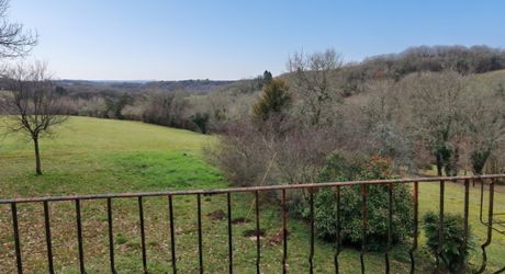 Secteur Brantôme - Au calme, maison en pierre rénovée avec belle vue