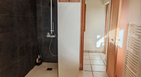 Secteur Brantôme - Au calme, maison en pierre rénovée avec belle vue