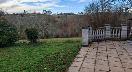 Secteur Brantôme - Au calme, maison en pierre rénovée avec belle vue