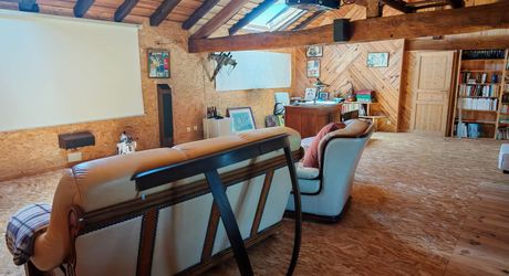 Grands volumes pour cette maison périgourdine sur 1 hectare de terrain