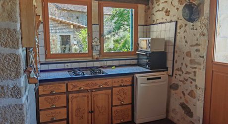 Grands volumes pour cette maison périgourdine sur 1 hectare de terrain