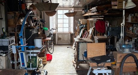 Immeuble de rapport évolutif de 200 m2 habitable avec garages, jardin et potentiel d’aménagement