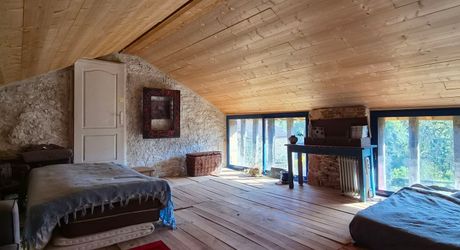 Maison en pierres d'environ 140m² habitables avec dépendances sur un terrain de 1612 m² 